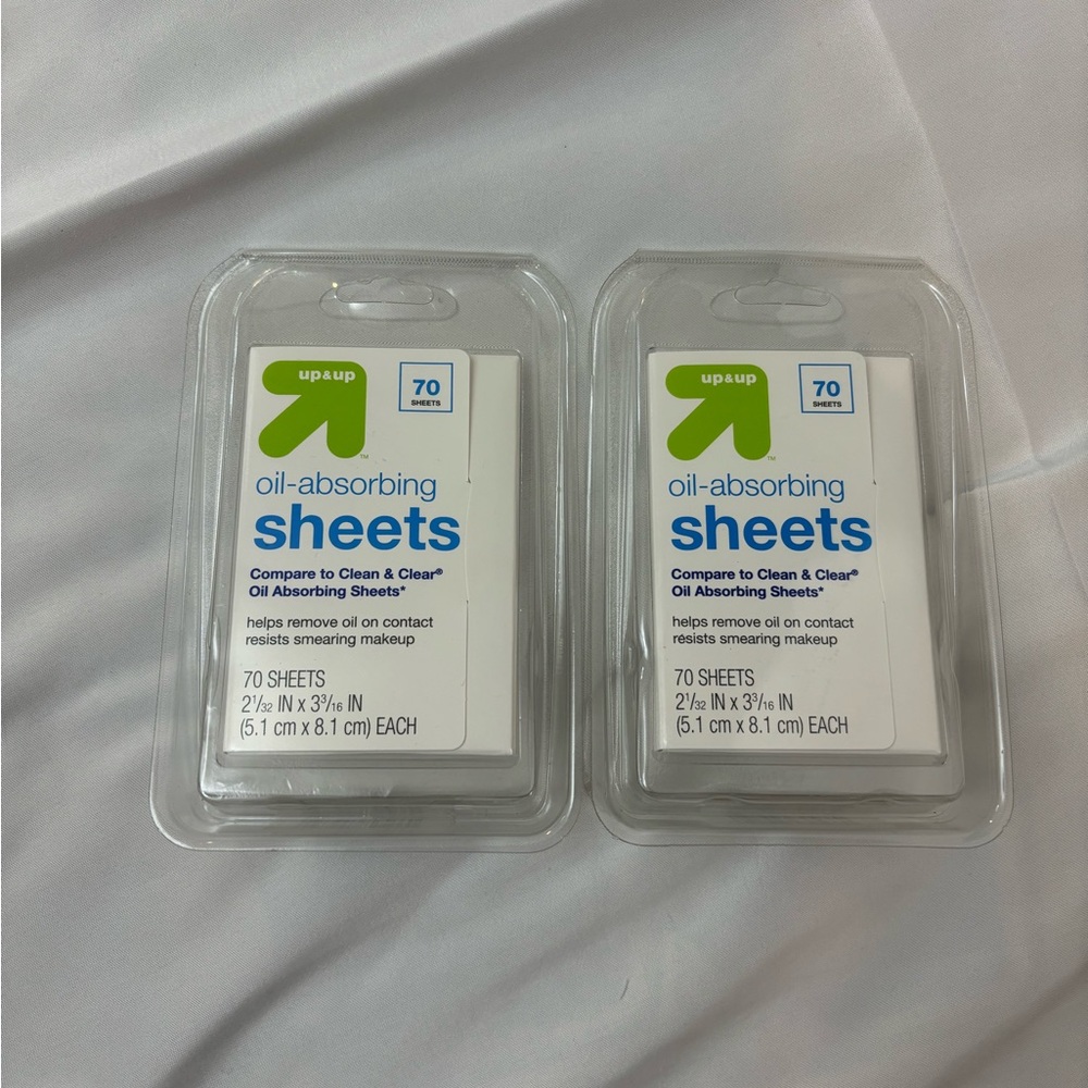 2 pack of up & up oil absorbing sheets